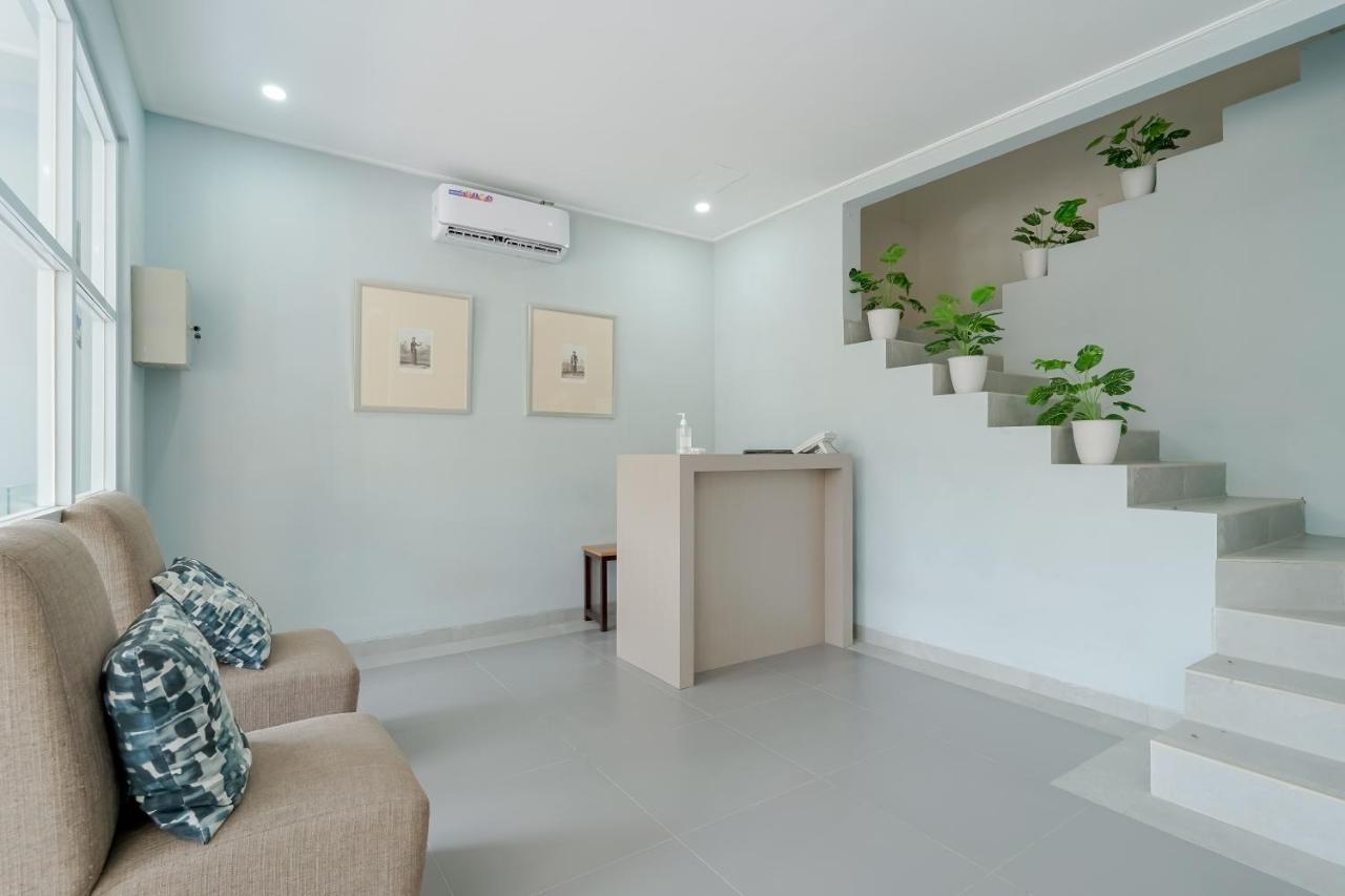 Reddoorz Syariah Plus @ Bsd City South Tangerang Екстериор снимка
