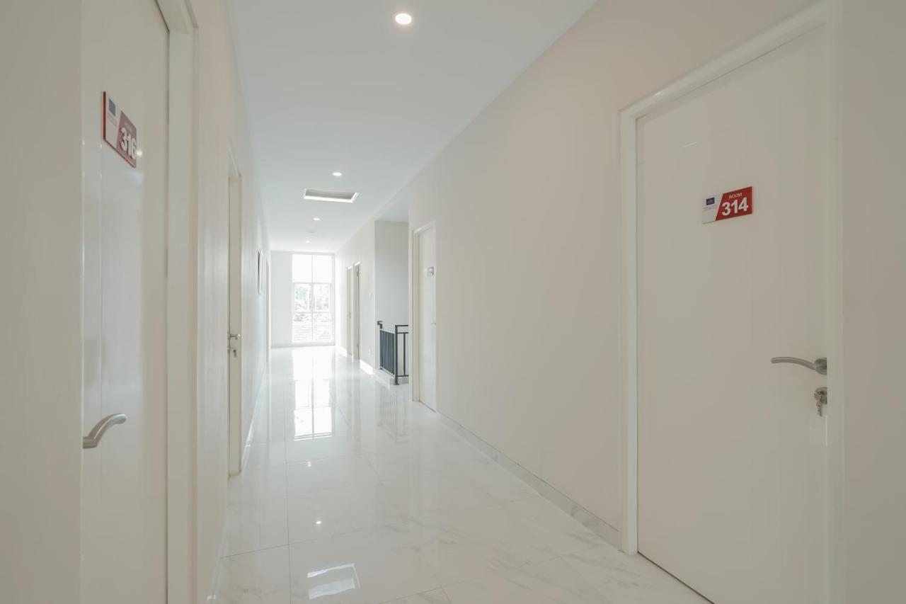 Reddoorz Syariah Plus @ Bsd City South Tangerang Екстериор снимка